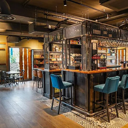 호텔 A71-a75 La Meridienne 3*