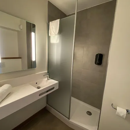 A71-a75 La Meridienne ホテル 3*