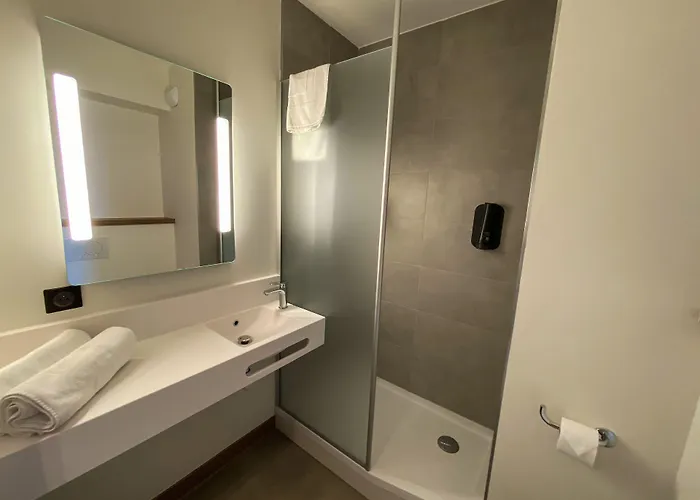 A71-a75 La Meridienne Hotell 3*